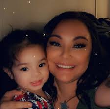 NO TEA NO SHADE 😘