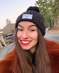 Emily Barry (@emilybarry___) • Instagram photos and videos