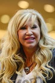 How tall and how much weigh carmen geiss? Carmen Geiss Photostream New Titan Titan Shop Osnabruck