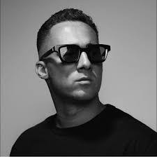 Daniel Scheele's Instagram, Twitter & Facebook