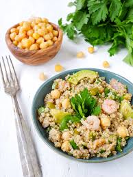 Salade Quinoa Crevettes Saumon Avocat Recette En 2020 Salade De Saumon Cuit Salade Salade Facile