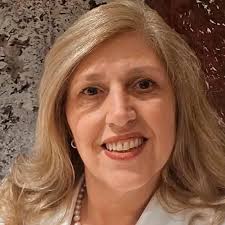 Varejo se reinventa ao integrar experiências físicas e digitais com foco no  consumidor