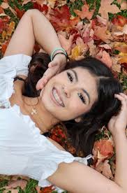 What's a normal cost per hour for product shots?