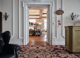 Its 96 Concealed Door Closer In 2020 Closed Doors Door Closers Doors