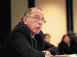 Tom Moyane's 'hitman' battles to explain 'rogue unit'