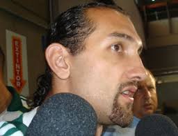 Perto da meta, Barcos brinca e diz já ter sal grosso para churrasco