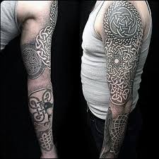 Because of its resemblance to the oak tree, it also points towards the importance of being rooted in our traditions. 29 Celtic Tattoos Ideas Best Designs Canadian Tattoos