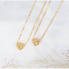 Model kalung emas terbaru , kalung merupkan perhiasan berbentuk lingkaran yang dilekatkan atau digantung di leher, yang biasanya terbuat. Harga Emas Asli Kadar 375 Terbaru Agustus 2021 Biggo Indonesia