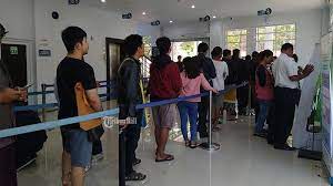 Salah satu yang sedang remain di bpjs denpasar adalah dampak dari kenaikan iuran sebesar 100 % yang sudah ditetapkan kantor pusat bpjs … Masyarakat Komentari Kenaikan Iuran Bpjs Kesehatan Tribun Bali