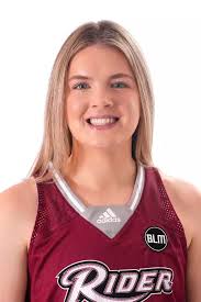 Emmy Roach's Instagram, Twitter & Facebook