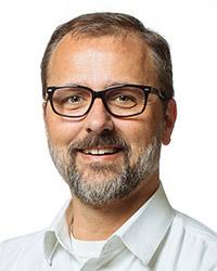 Craig Prentiss's Instagram, Twitter & Facebook