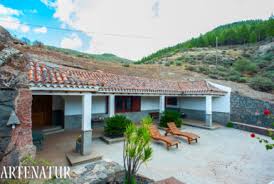 Reserva alojamiento para turismo de interior. Casas Rurales Y Cuevas Con Piscina En Gran Canaria Artenara Artenatur