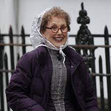 Una stubbs, the veteran british actress best known to american audiences for her role as mrs. 9mc3ujo0akrrjm