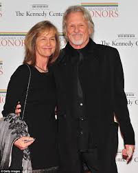 Kris Kristofferson Was Slipping Away After Alzheimer S Misdiagnosis Daily Mail Online Kris kristofferson attends the funeral for country music legend johnny cash at the hendersonville first baptist church september 15, 2003 in hendersonville, tennessee. daily mail