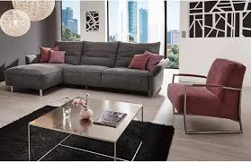 Kombiniert bilden sessel und sofa eine wunderbare sitzgruppe. Monochrom Einrichten In Grau Online Mobel Magazin