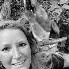 Tara Totten's Instagram, Twitter & Facebook