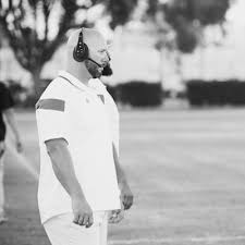 Coach Lyn Perryman (@LeonardPerryman)