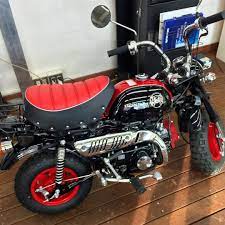 yuhi7373 on instagram monkey kumamon bike motorbike moto honda バイク バイク屋 モンキー くまモン くまモンキー もはや3ヶ月に1回程度 バイク屋に手続き関係で用がある時 mini bike honda 50 pit bike