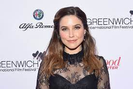 Sophia Bush Net Worth Personal Life And Earnings Otakukart