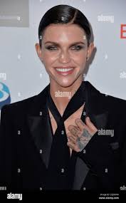 Ruby rose in beverly hills -Fotos und -Bildmaterial in hoher Auflösung