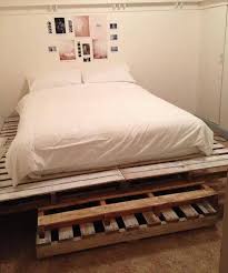You can find pallets at local stores or buy them for merely nothing. King Size Pallet Bed