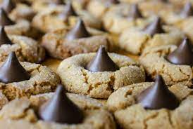 The average american eats 35,000 cookies in a lifetime. Top Christmas Cookies By State Mental Floss
