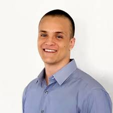 Kobe Robinson (@ThePTCopywriter)