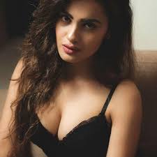 31 Hot Photos Of Bhumi Pednekar The Curvy Bollywood Beauty