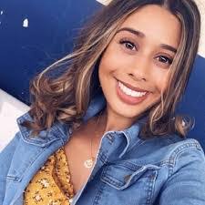 Jessica Daley's Instagram, Twitter & Facebook