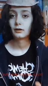 Helen Gore's Instagram, Twitter & Facebook