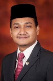 Jabatan terakhir jenderal bintang empat ini adalah wakil panglima tni. Fachrul Razi Menag Sebut Kegiatan Beragama Di Rumah Ibadah Boleh Asal Lingkungan Bebas Covid 19 Merdeka Com
