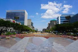 Putrajaya , an intelligent garden city and the federal administrative capital of malaysia, is a showcase city under construction some 30 km south of the capital kuala lumpur. Putrajaya Malaysia Die Besten Sehenswurdigkeiten Tipps