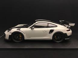 In the same year, the 991 gt2 rs set the record for the fastest nürburgring nordschleife lap time with 6:47.25. Porsche 911 Gt2 Rs 991 2018 Pack Weissach Chalk Grey 1 18 Spark 18s299 Selection Rs