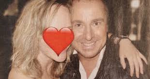 Consisting of fifty five lines, the lyrics of the song is. Minnares Marco Borsato Blijkt Bekend Lid Van Fanclub Shownieuws