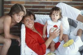 Con el estreno del capítulo 3 de luis miguel: What Do We Want To See In The Second Season Luis Miguel It S Spoiling Time