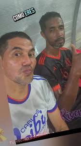 Videos de CARLOS BIBI RIVERA (@carlosjrivera10) con “sonido original