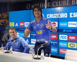 €350th.* jun 18, 1987 in santa cruz de la sierra, bolivia. Com Camisa Do Cruzeiro Pintada No Corpo Marcelo Moreno Provoca Rival Em Chegada A Gente Esta Acostumado A Ganhar Cruzeiro Ge
