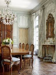 It doesn`t matter if your dining room is separated room or attached to a kitchen, or living room. 18 Luxury Dining Room Ideas With French Style Diningroomdecorating Diningroomdecor Dini Dining Room Victorian Dining Room French French Country Dining Room
