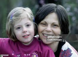 939 Mum Jenny Stock Photos, High-Res Pictures, and Images