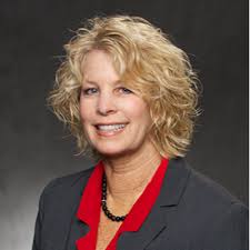 Dawn Pickering's Instagram, Twitter & Facebook