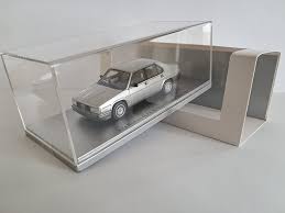 Image result for Grigio Chiaro 1984 Alfa-Romeo