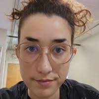 Laura Garlick's Instagram, Twitter & Facebook