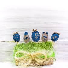 Naucz się krok po kroku jak zaskoczyć bliskich własnoręcznie. Wielkanocna Ozdoba Na Patyku Pisanki Z Materialu Dekoracje Wielkanocne Z Dziecmi Miastodzieci Pl