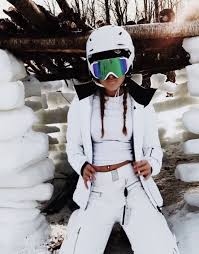 Snowboarding gear, snowboarding women, snowboarding tips, snowboarding exercises, snowboarding outfit, snowboarding photography, snowboarding for beginners, snowboarding. Pinterest Clo Xox Skiing Outfit Winter Outfits Snow Snowboarding Style