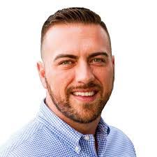 Doug Pringle's Instagram, Twitter & Facebook