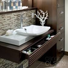 Candice's creative and unique tips will bring the viewer from ripping out the first tile to picking the perfect sconce. Candice Olson On Twitter I Do Love An Organized Bathroom This Vanity Front Pulls Out To Reveal A Sectioned Drawer For Toiletries And Cosmetics Bathroom Organization Springcleaning Renovation Interiordesign Candiceolson Https T Co 0c9nsdn3ro