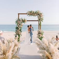 Rickie and allison started dating in 2016, got engaged in 2018 and finally married in october 2021 and they now reside in jupiter, florida. Inside Pro Golfer Rickie Fowler And Pole Vaulter Allison Stokke S Romantic Wedding In Mexico Vogue