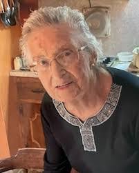 Diane Eckardt's Instagram, Twitter & Facebook