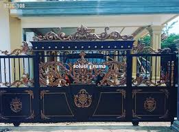 Sedangkan harga railing balkon besi tempa klasik, harga teralis / tralis jendela besi tempa berbeda dengan harga pintu gerbang besi tempa. Tebal Dan Kekar Pagar Besi Tempa Rumah Ini Btjc 108 Solusiruma Com