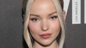 An eye lift is a surgical procedure that reduces bagginess from lower eyelids and removes excess skin from the upper eyelids. Dove Cameron Before And After From 2008 To 2020 The Skincare Edit